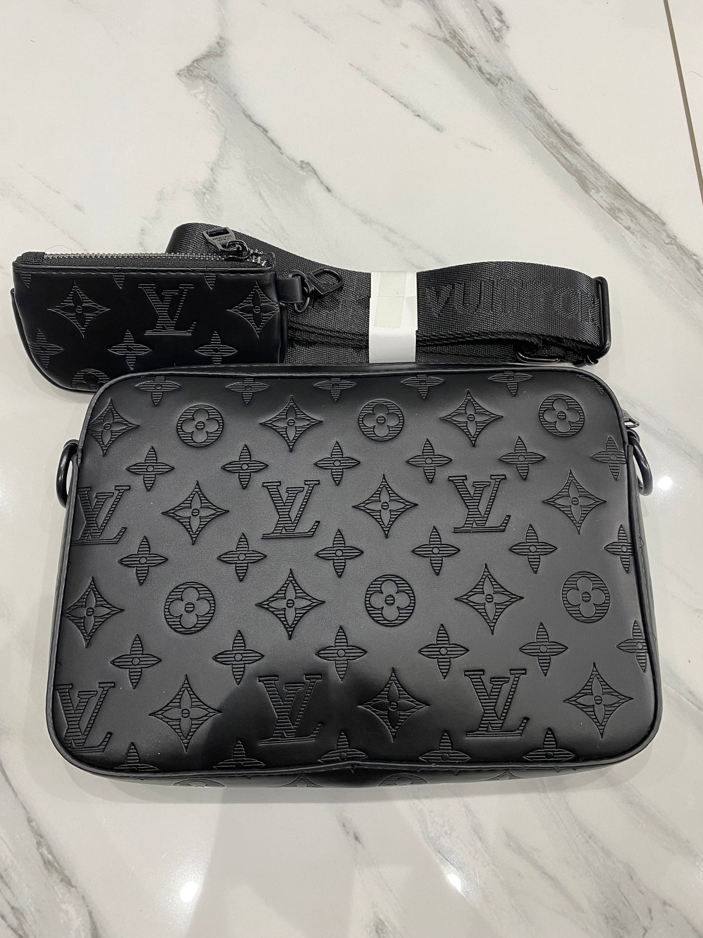 Black Duo Messenger