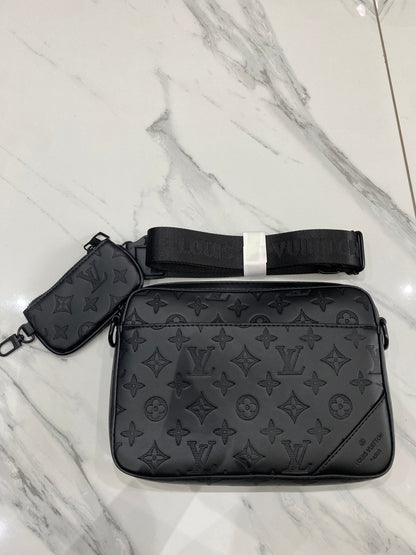 Black Duo Messenger